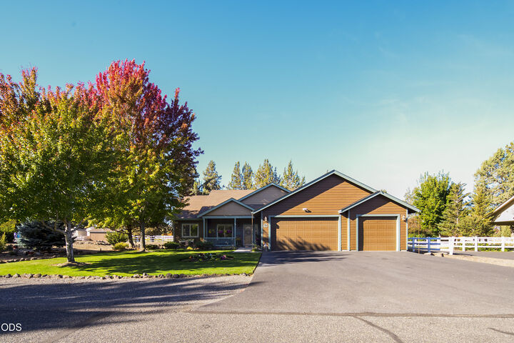 Property Photo:  9325 16th Street  OR 97760 