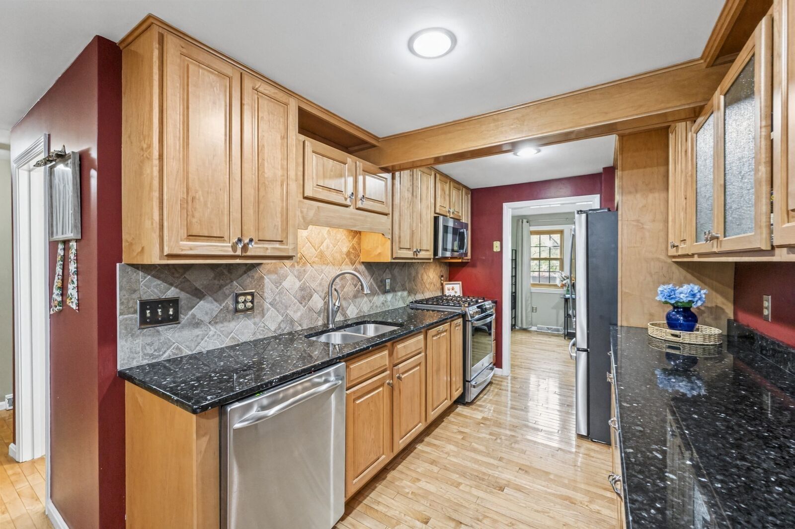 Property Photo:  30 Apache Way 30  MA 01876 
