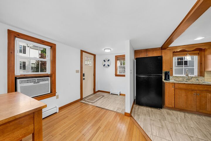 Property Photo: 15 Lincoln Ct MA 01913