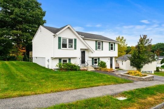 Property Photo:  8 Timrod Drive  MA 01603 