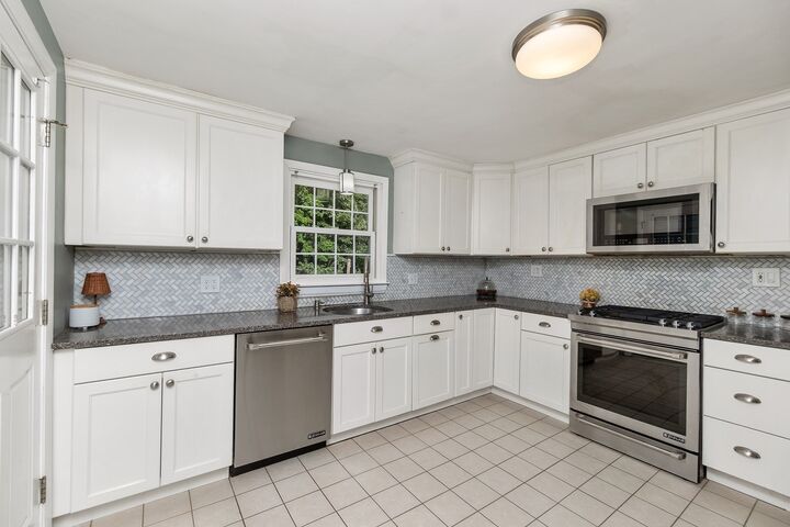 Property Photo: 105 Beach St MA 02035