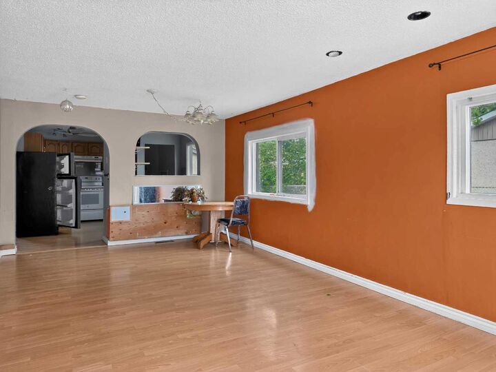 Property Photo:  9507 107 Avenue  AB T8V 1K7 