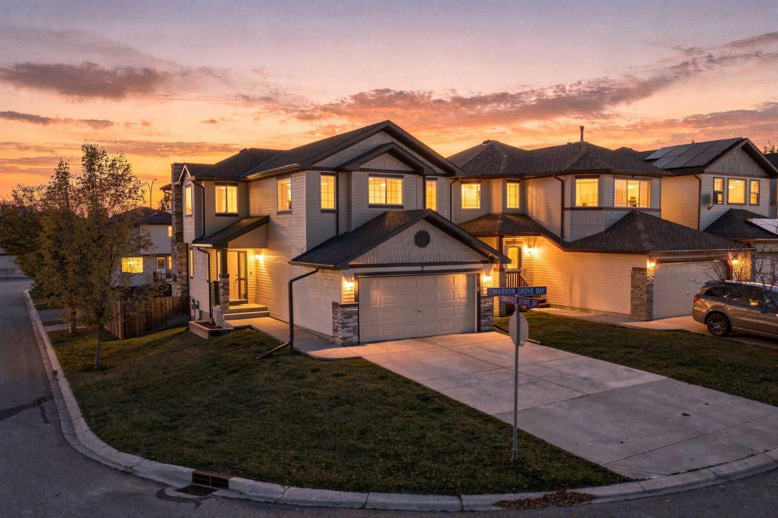 Property Photo:  2 Cimarron Grove  AB T1S 2H3 
