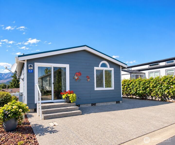 Property Photo: 1000 State Route 150 17 WA 98831