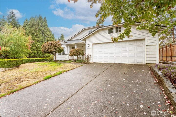 Property Photo: 2835 U Street SE WA 98002