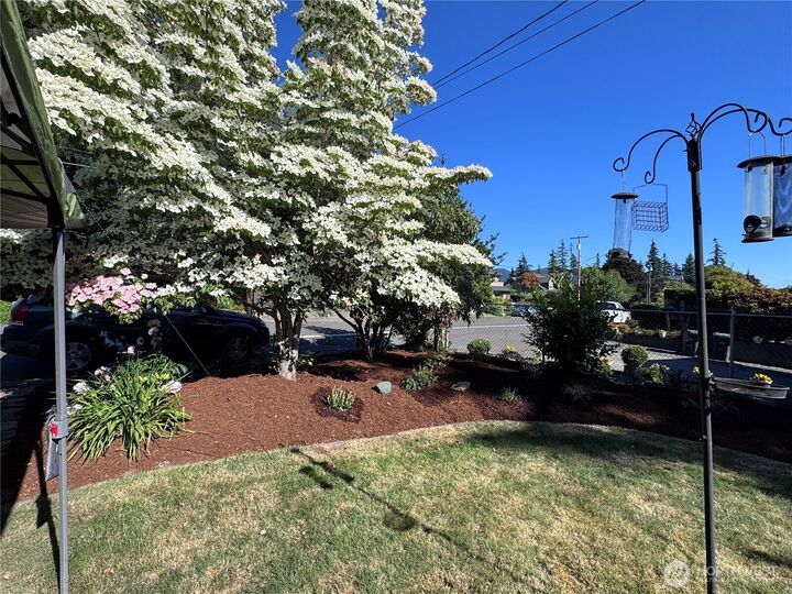 Property Photo:  708  Highland Drive  WA 98225 