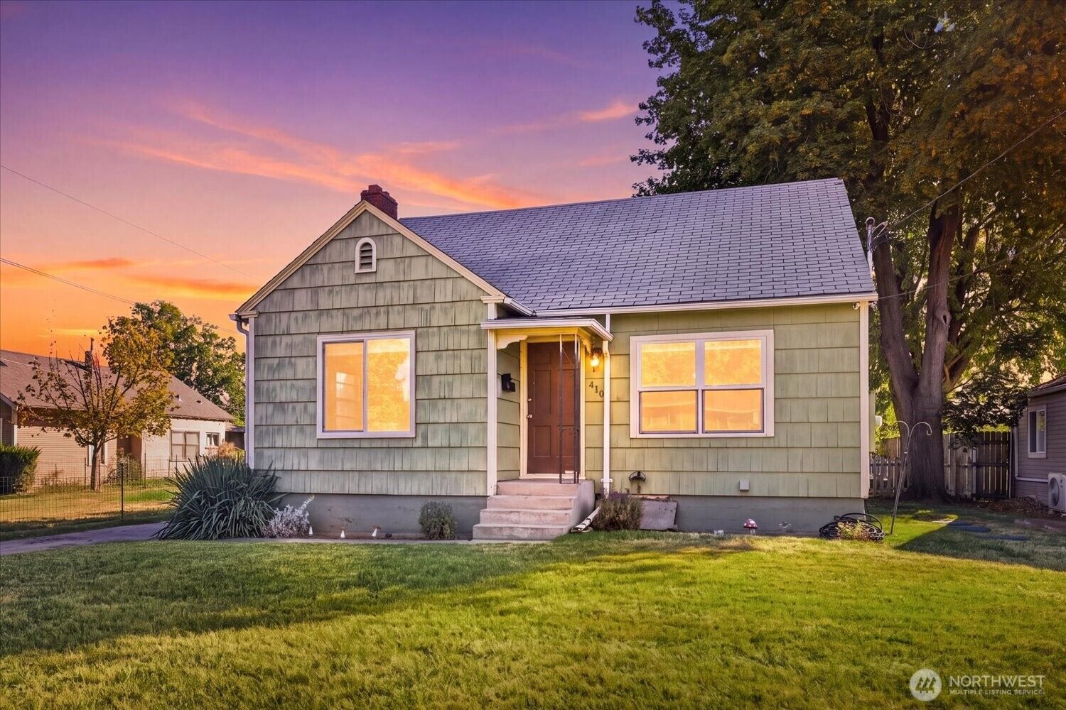 Property Photo: 410 N College Avenue WA 99324