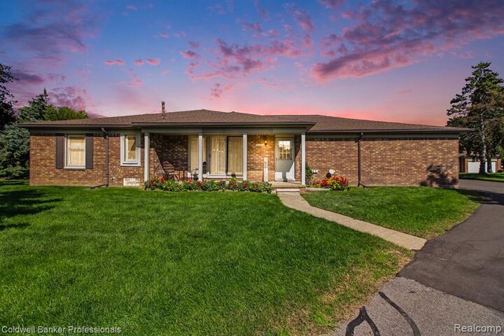 Property Photo:  49280 Arlington Court  MI 48315 
