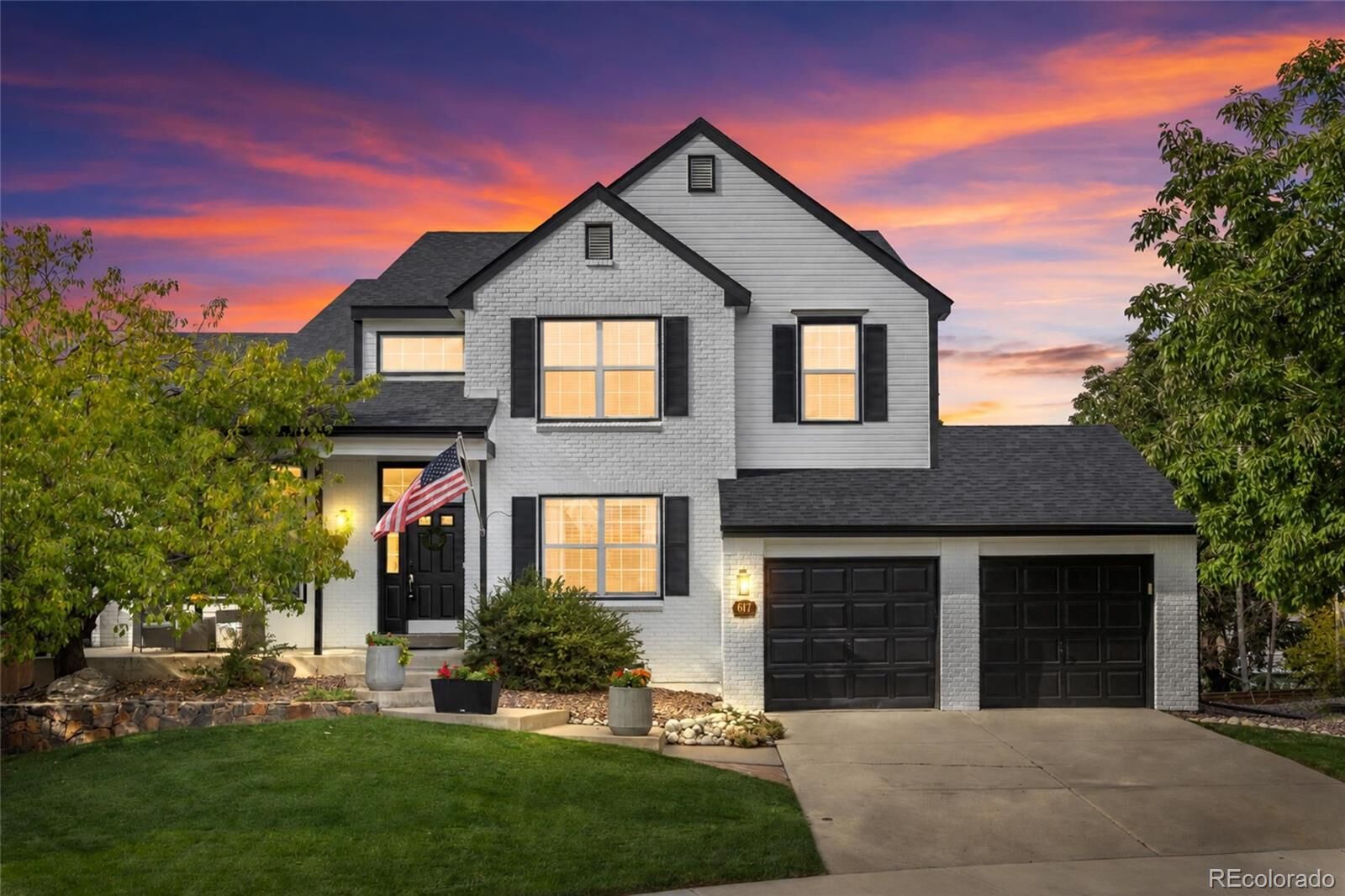 Property Photo: 617 Huntington Place CO 80126