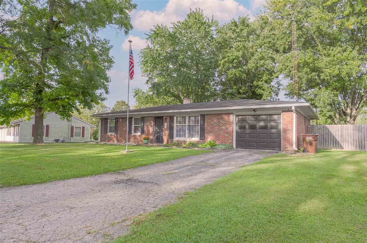 Property Photo: 705 W Parkway Drive IN 47327