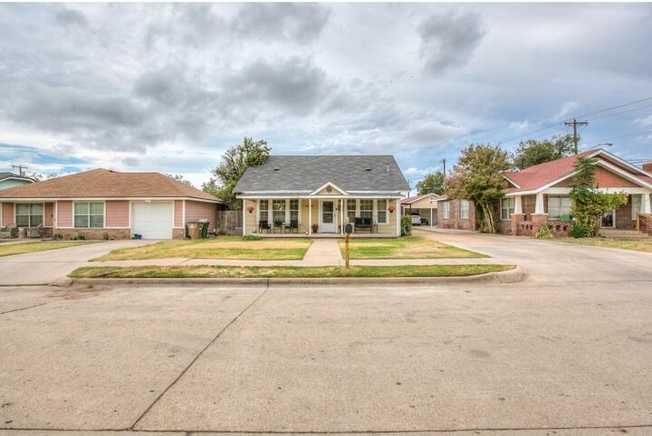 Property Photo: 419 N Adams Street TX 76901