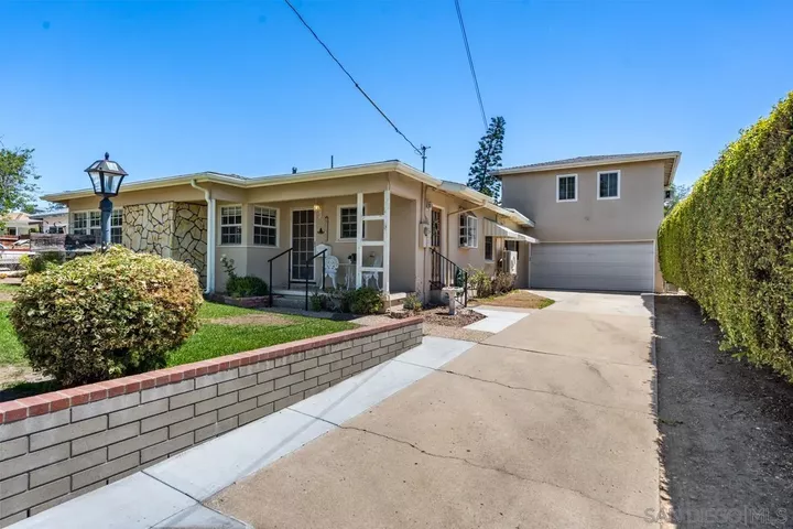 Property Photo: 6031 Sinton CA 91942