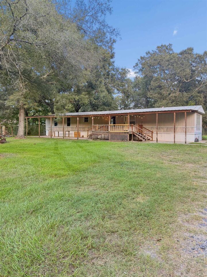 Property Photo:  965 Woodland St.  TX 77662 