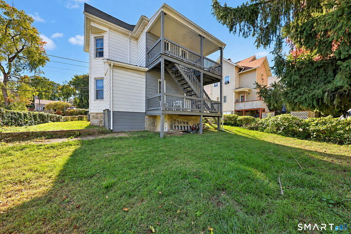 Property Photo:  107 Division Street  CT 06401 