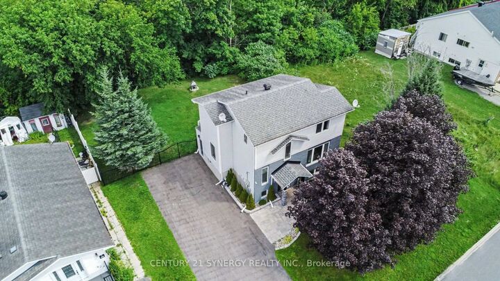 Photo de la propriété: 436 Yves Street ON K4K 1E9
