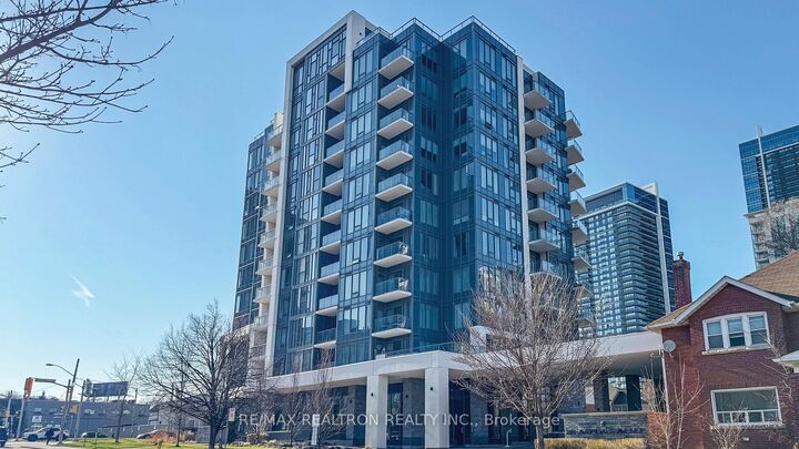 Property Photo: 28 Avondale Avenue 1102 ON M2N 0K2