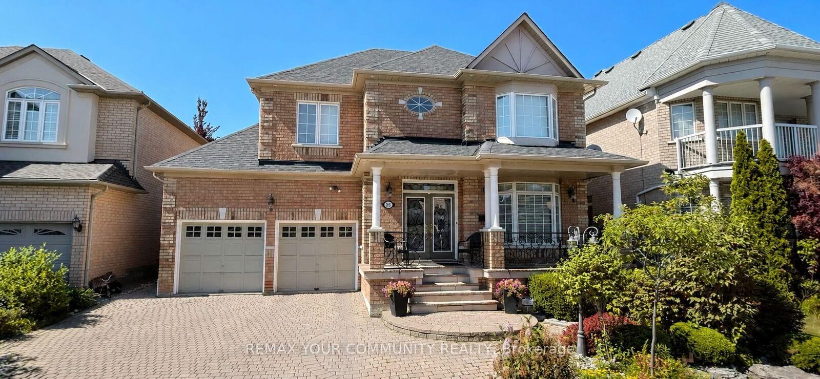 Property Photo:  88 Santina Street  ON L4H 2M2 