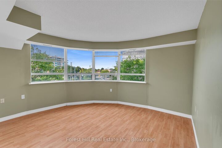 Property Photo:  555 Wilson Heights Boulevard 308  ON M3H 6B5 