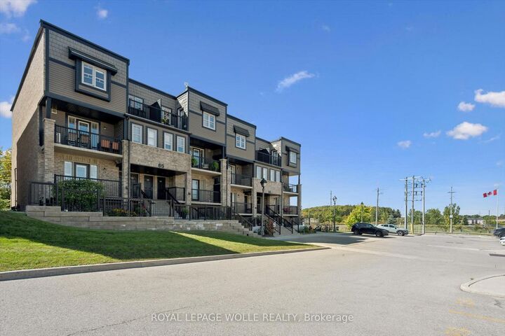 Property Photo:  1989 Ottawa Street S 65E  ON N2E 0G7 