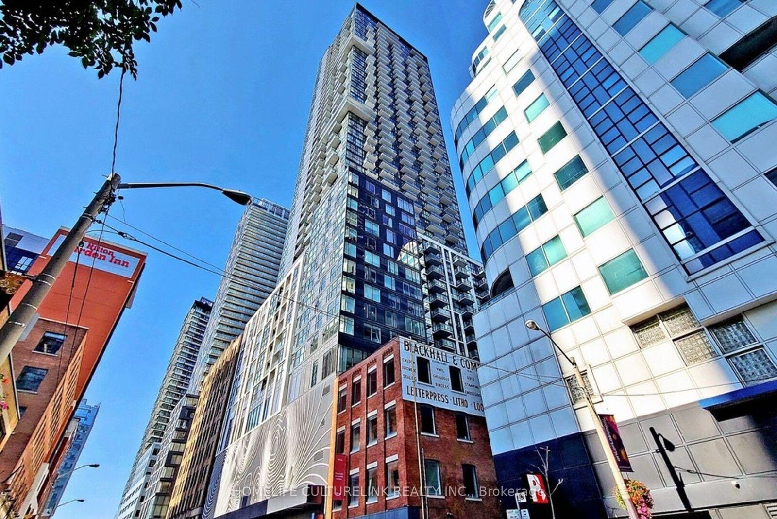 Property Photo:  87 Peter Street 1417  ON M5V 0P1 