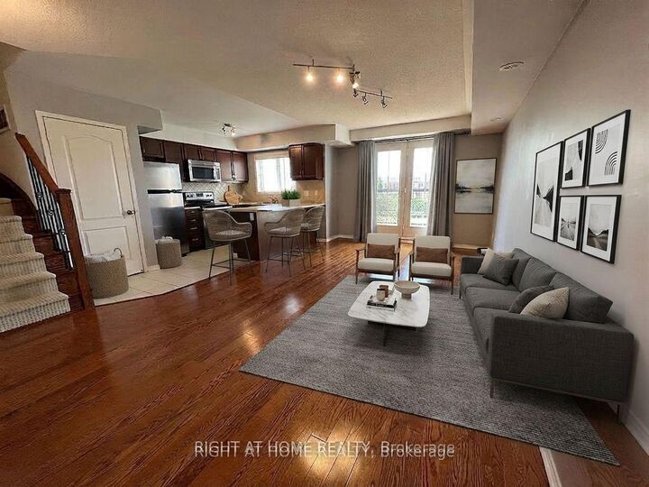 Property Photo:  35 Hays Boulevard 10  ON L6H 0J1 