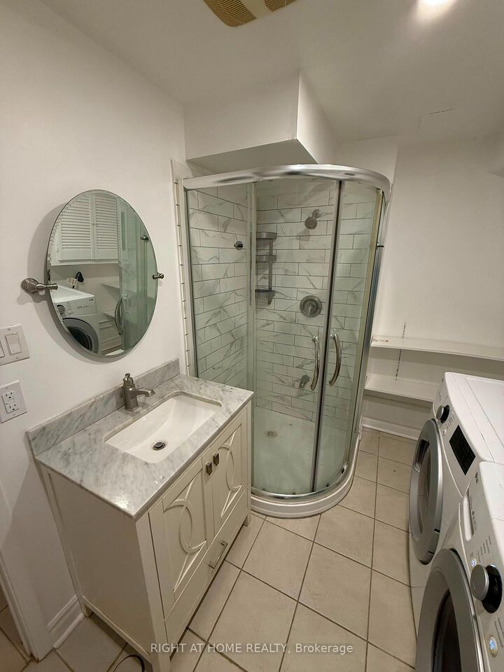 Property Photo:  4154 Sunflower Drive Bsmt  ON L5L 2L5 