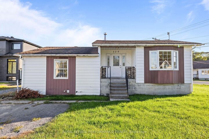 Property Photo: 120 Herbert Street ON K0A 2M0