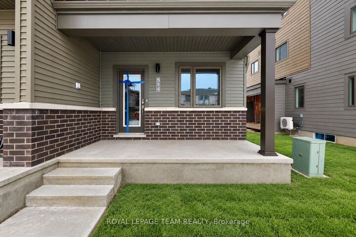 Property Photo: 514 Lillian Freiman Pvt N/A S ON K2J 7K7