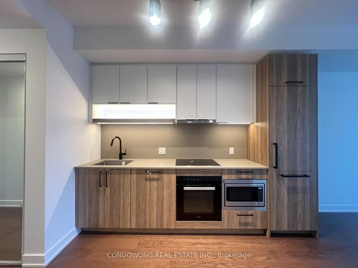 Property Photo:  91 Montclair Avenue 720  ON M5P 0B1 