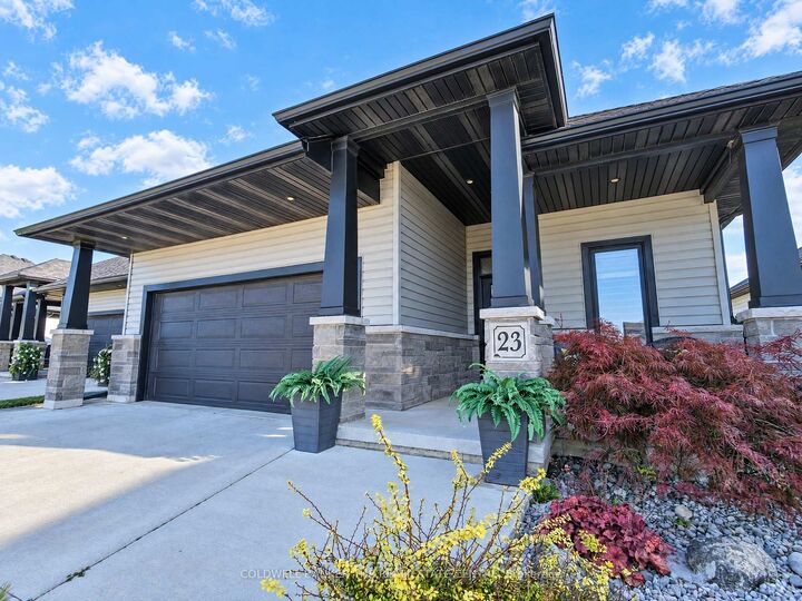 Property Photo:  23 Nightfall Court  ON N7L 0C3 