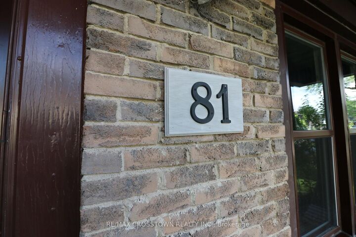 Property Photo:  6650 Falconer Drive 81  ON L5N 1B5 