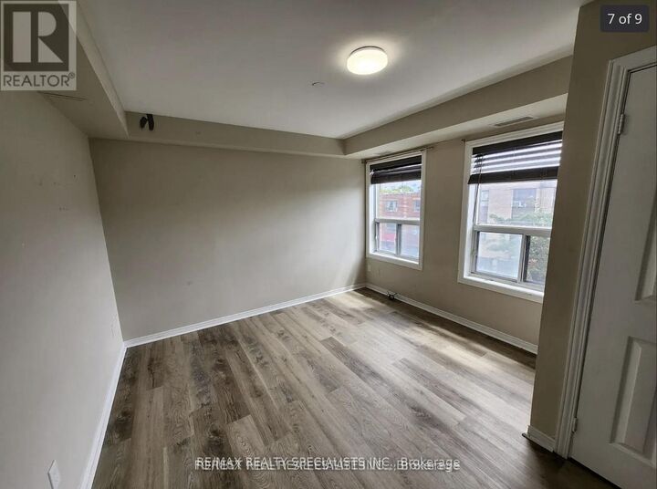 Property Photo:  826 Bloor Street 401  ON M6G 1L9 