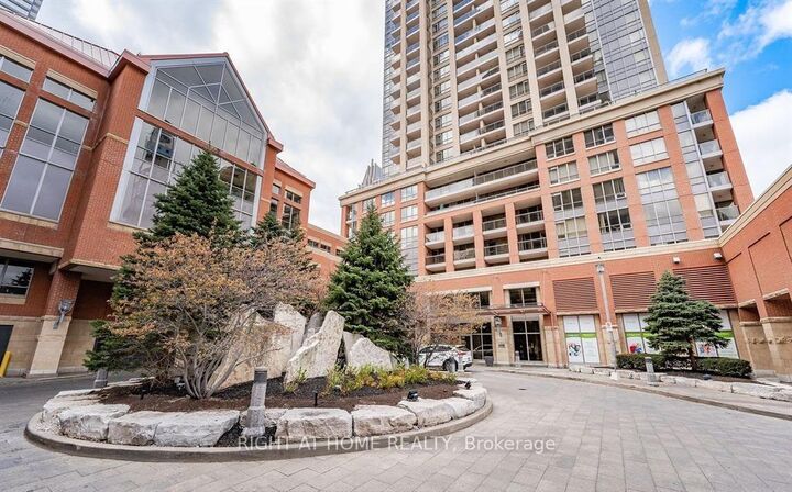 Property Photo: 4090 Living Arts Drive 607 ON L5B 4M8