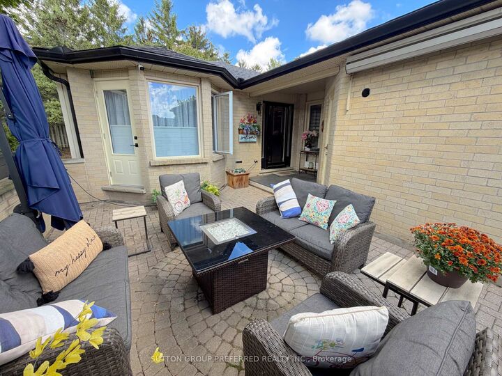Property Photo: 163 Pine Valley Drive 4 ON N6J 4P9