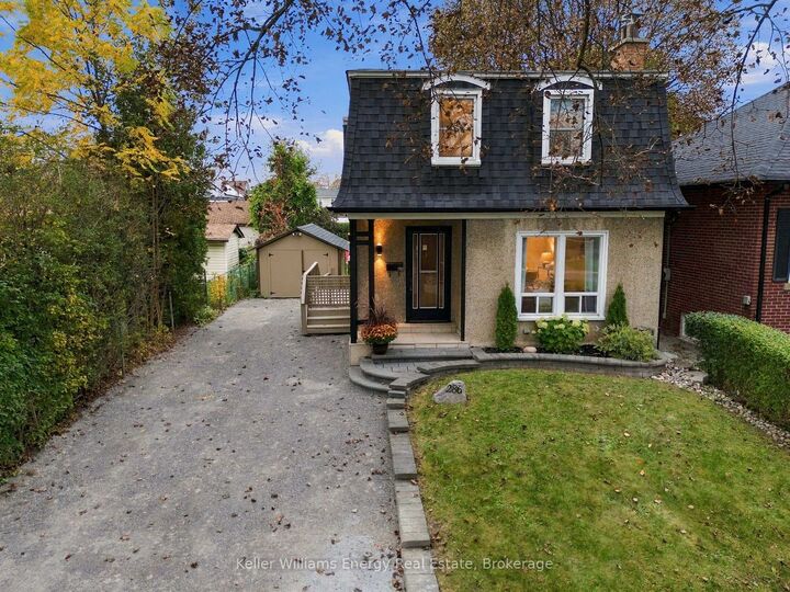 Property Photo:  286 Gliddon Avenue  ON L1H 1Z3 