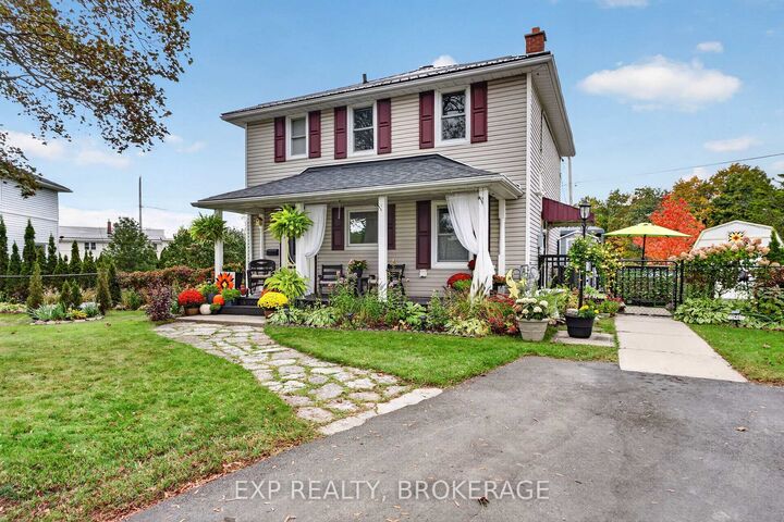 Property Photo:  8 Ortona Crescent  ON K0K 2T0 