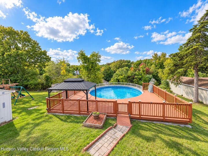 Property Photo: 411 Linderman NY 12401