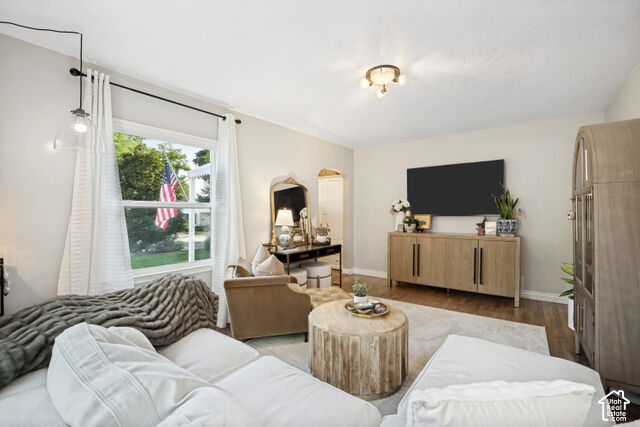 Property Photo: 2333 E Lakeview Dr UT 84109