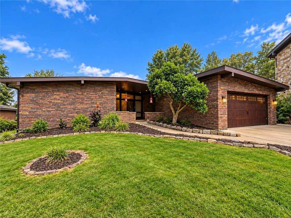 Property Photo:  500 Herbst Manor Road  PA 15108 