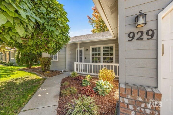 Property Photo: 929 Pelican Way ID 83642