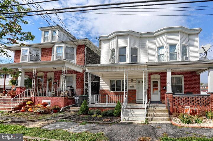 Property Photo:  323 W Spring Street  PA 17931 