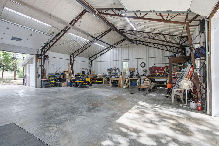 Property Photo: 10900 W Alexander Dr MO 65279