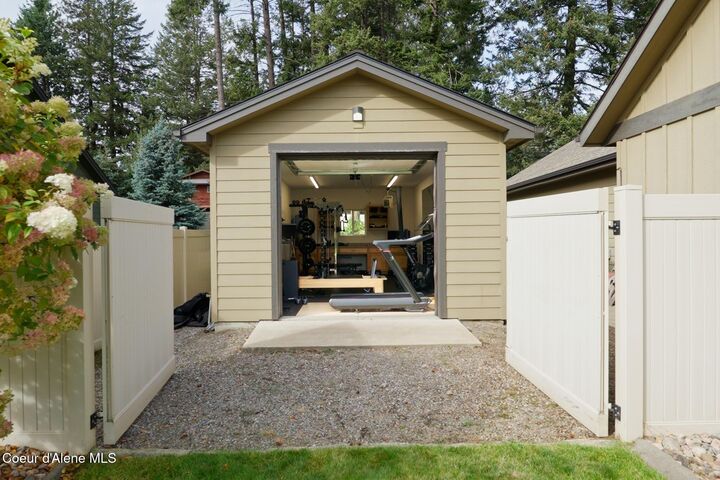 Property Photo: 11763 N Rocking R Rd ID 83835