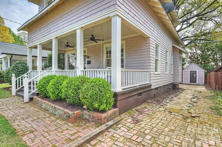 Property Photo:  712 Sunnyside Avenue  NC 28204 