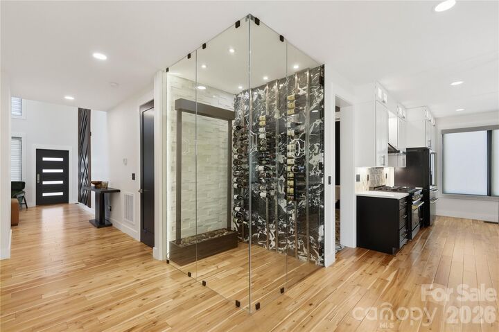 Property Photo: 1109 Leigh Avenue NC 28205