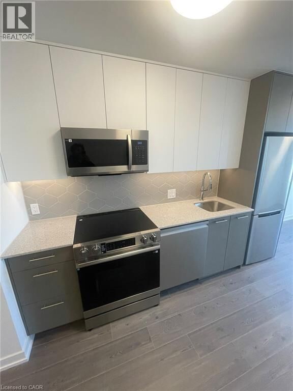 Property Photo:  30 Francis Street South 207  ON N2G 2A1 