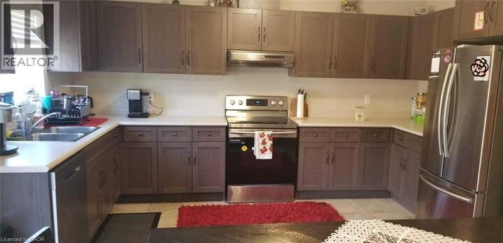 Property Photo:  70 Willowrun Drive G3  ON N2A 0J3 