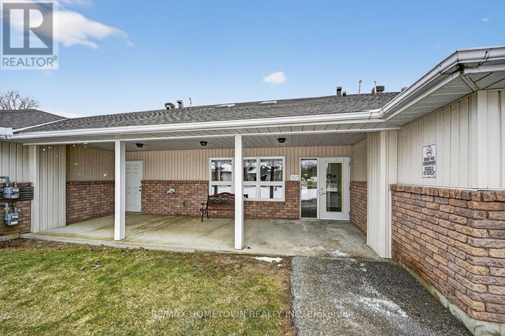 Property Photo:  1171 Millwood Avenue 5  ON K6V 7L5 