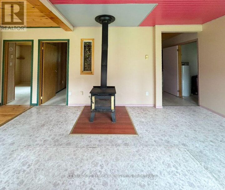 Property Photo:  937772 Marsh Bay Road  ON P0J 1C0 
