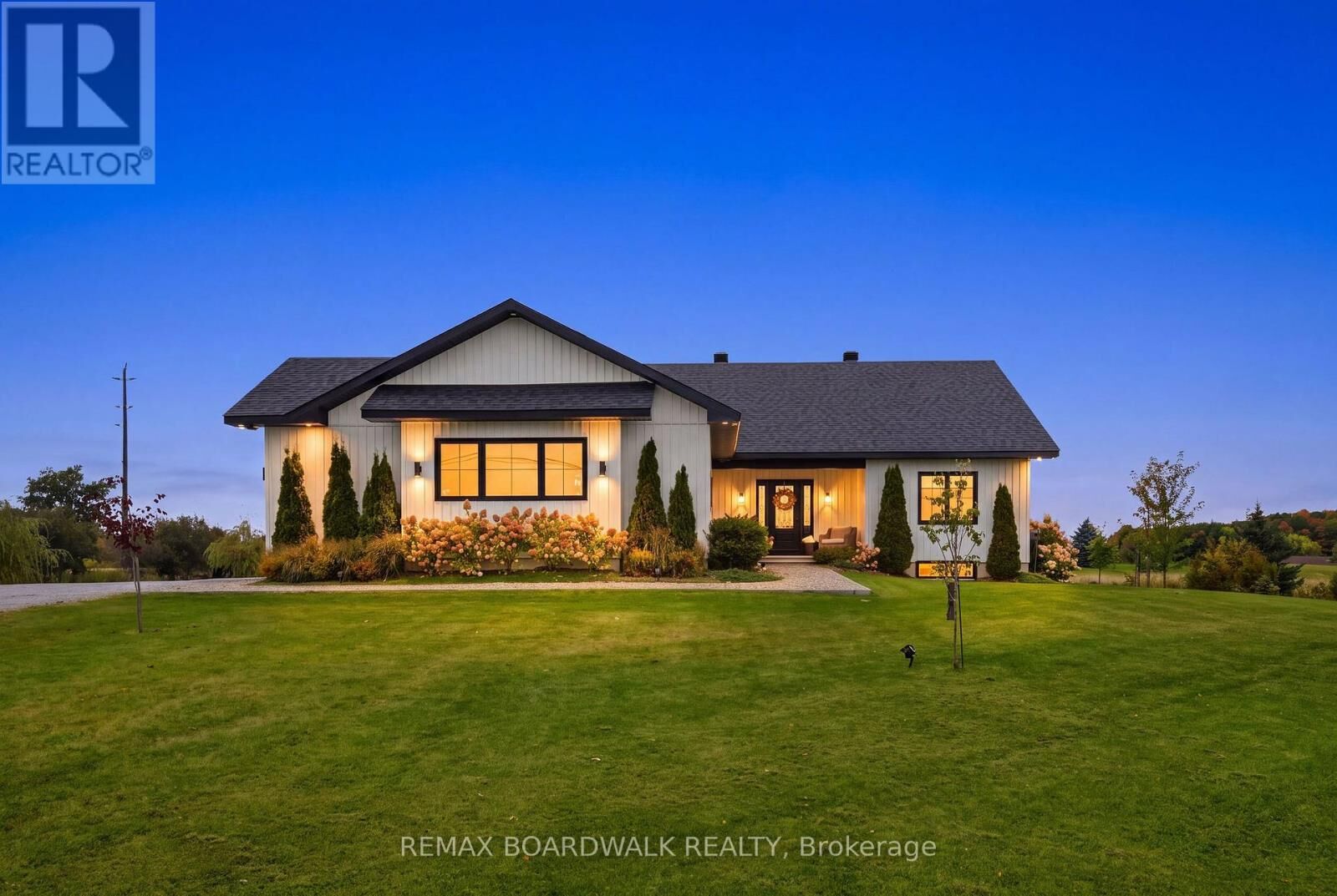 Property Photo:  540 Crain Drive  ON K7H 3C9 